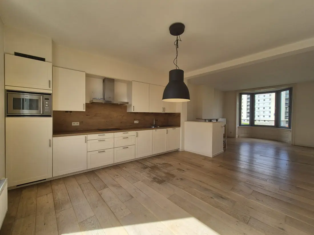 Leefruimtes & keuken — afgewerkt interieur