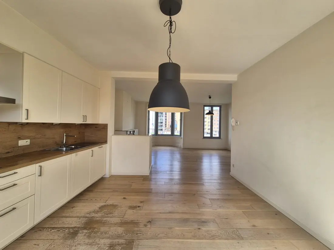 Leefruimtes & keuken — afgewerkt interieur